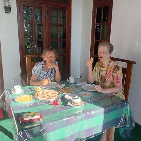 Mature Home Ella Extérieur photo